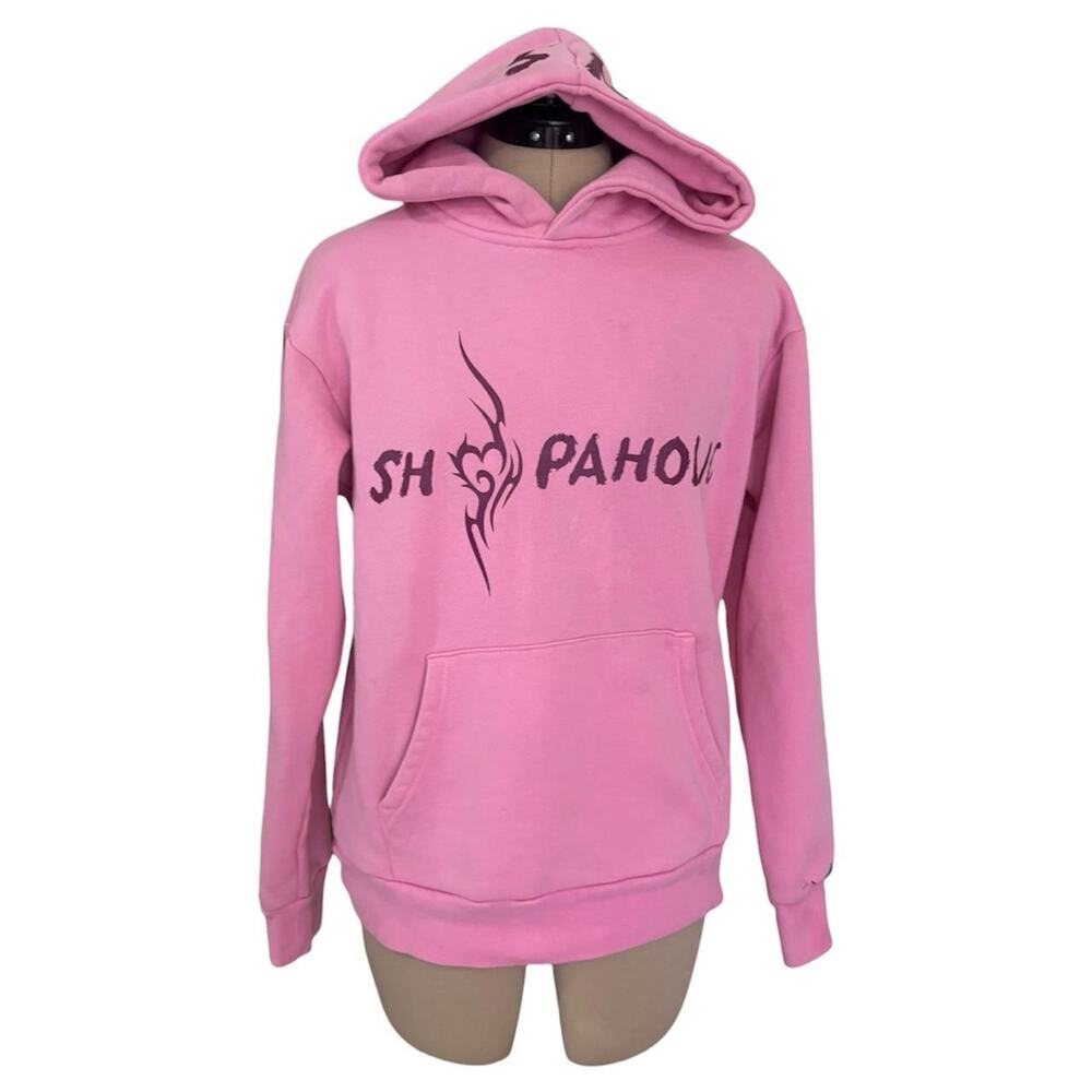 Grunge pink Shopaholic graphic hoodie with barbed wire heart design, size S